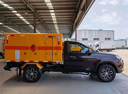 渭滨爆破器材运输车